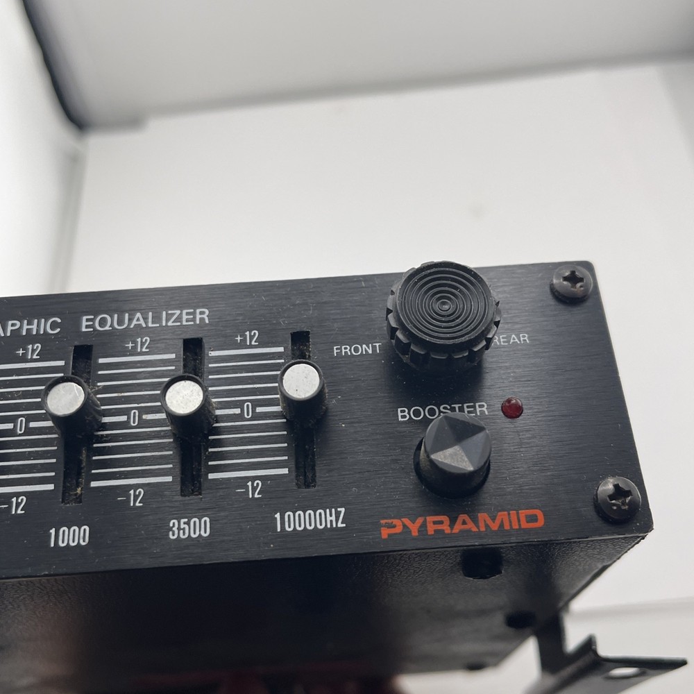 pyramid graphic equalizer Se201-vl - 150 Watts Untested