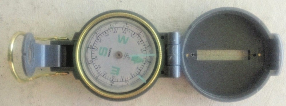 Coleman Engineer Lensatic Compass in Undamaged Working Condition