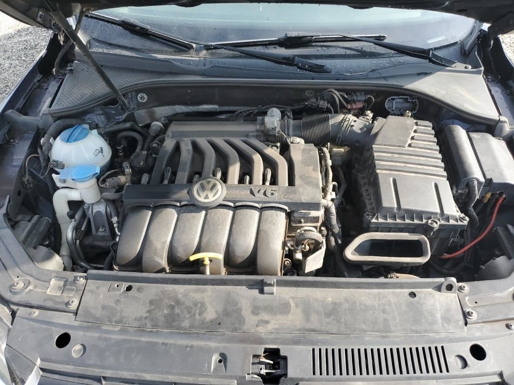 Fuse Box Engine Compartment Fits 12-22 PASSAT 4890384