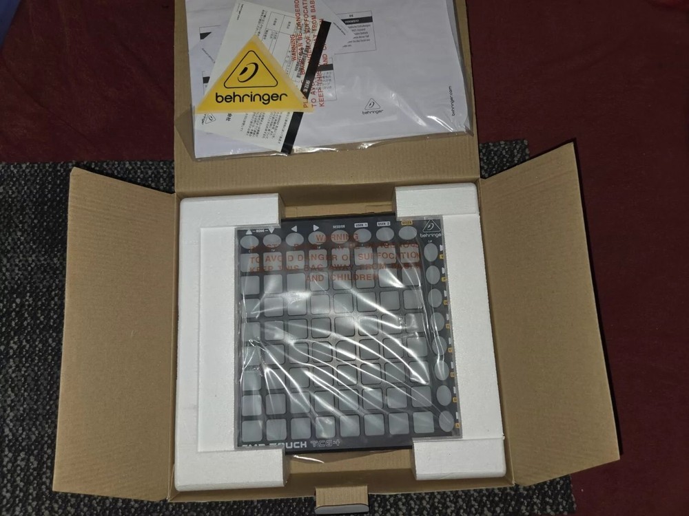 Behringer CMD TOUCH TC64 Clip Launch Controller with 64 Buttons and Multi-Color