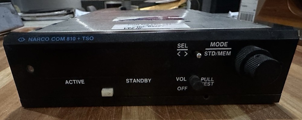 NARCO COM 810+ Plus TSO VHF COM TRANSCEIVER 14Volt