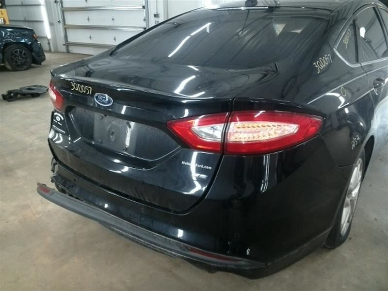 FUSION 2016 High Mounted Stop Light 104580973