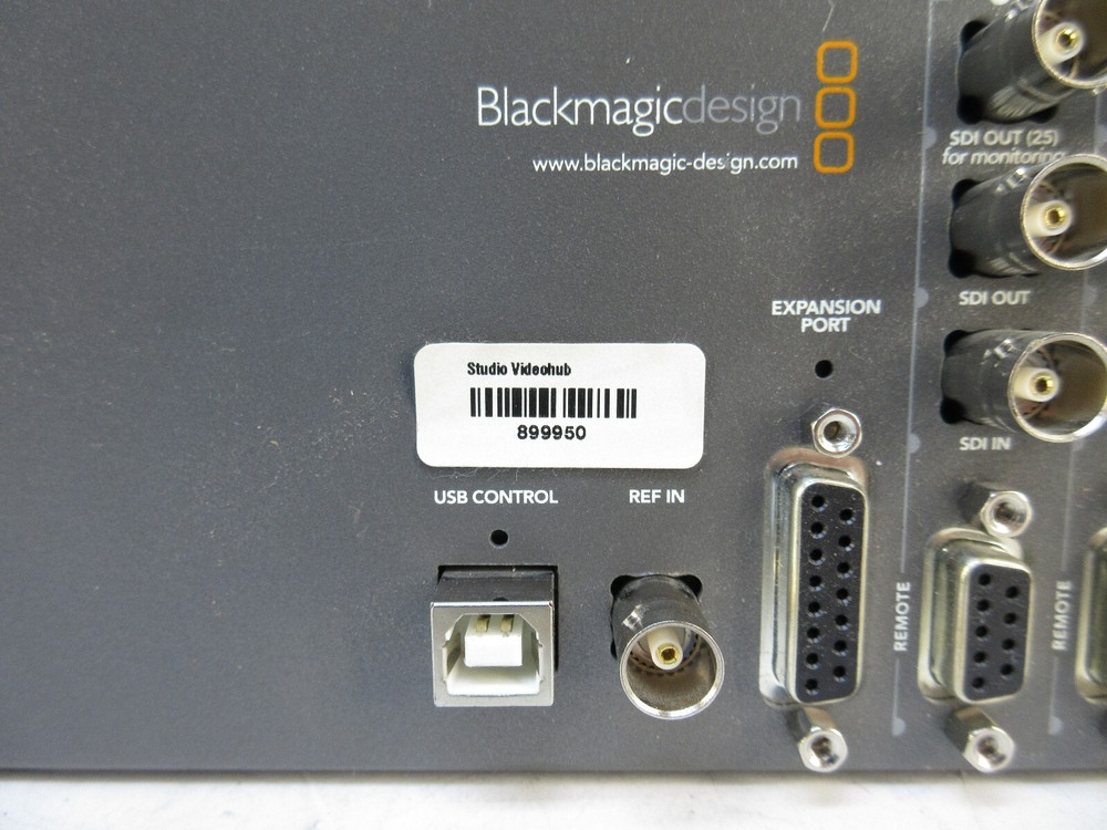 Blackmagic Design Studio Videohub Routing Switcher 16x32 SD HD SDI