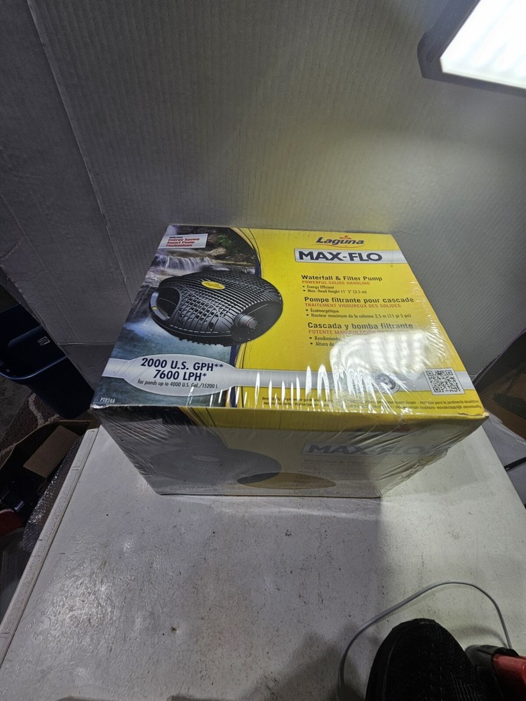 Laguna Next Gen Max-Flo 2000 Waterfall & Filter Pump PT8244