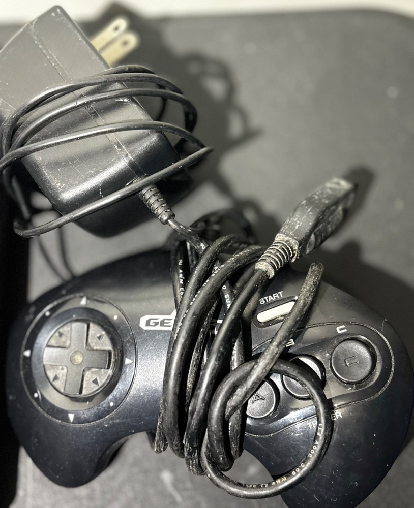 Sega Genesis Model 2 Console Bundle - Tested & Working - 2 Controllers & Cables