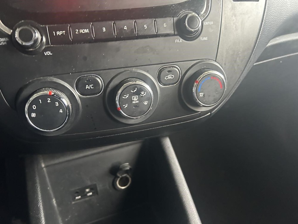 FORTE 2017 Fuse Box Cabin 104739191