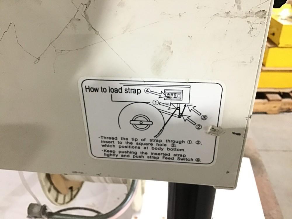 StraPack D-53 Semi Automatic Strapping Machine