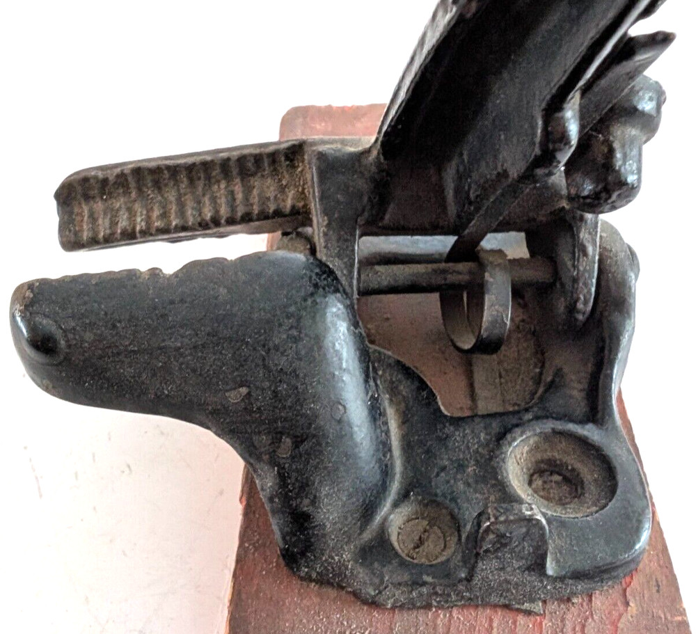 Nutcracker ? Cork Press Compressor ? Who knows