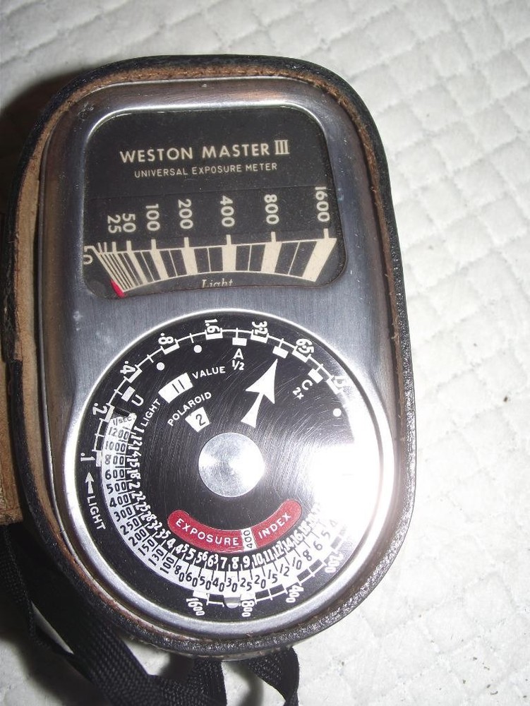 WESTON MASTER III EXPOSURE METER WITH LEATHER CASE,