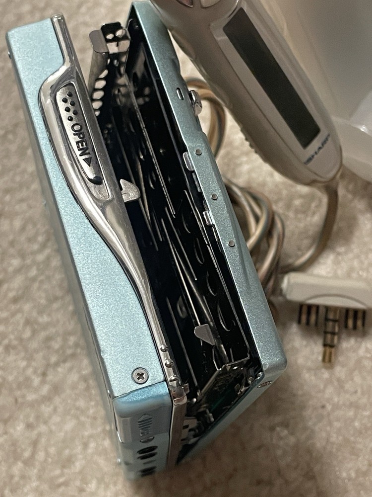 Sharp MD-MT66-A Full Package With Extra Battery