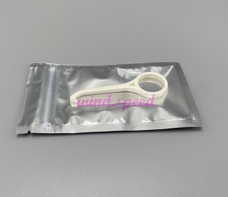 100PC Dental Orthodontic Aligner Remove Invisible Braces Hook Plastic Tool White