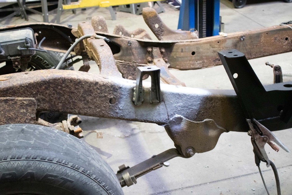 Rust Buster Frameworks RB7614 Truck Bed Mounting Hardware