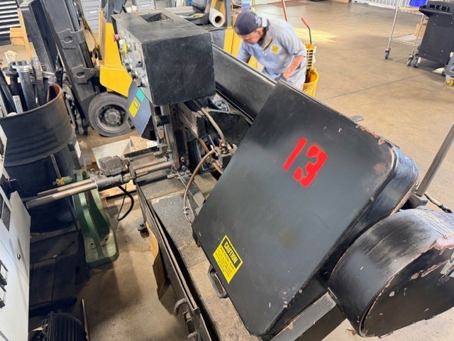 Metal Cutting Band Saw Machine