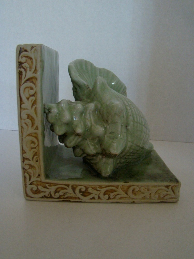 Ceramic Conch Shell Bookend