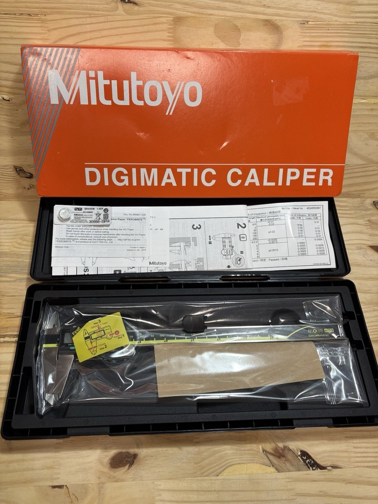 Mitutoyo 500-197-30 8" Digimatic Caliper