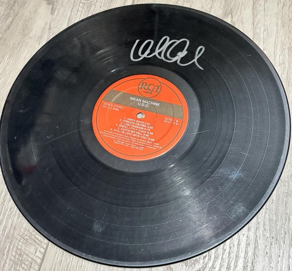 BURT BACHARACH (d. 2023) Signed Mean Machine Record w/ COA