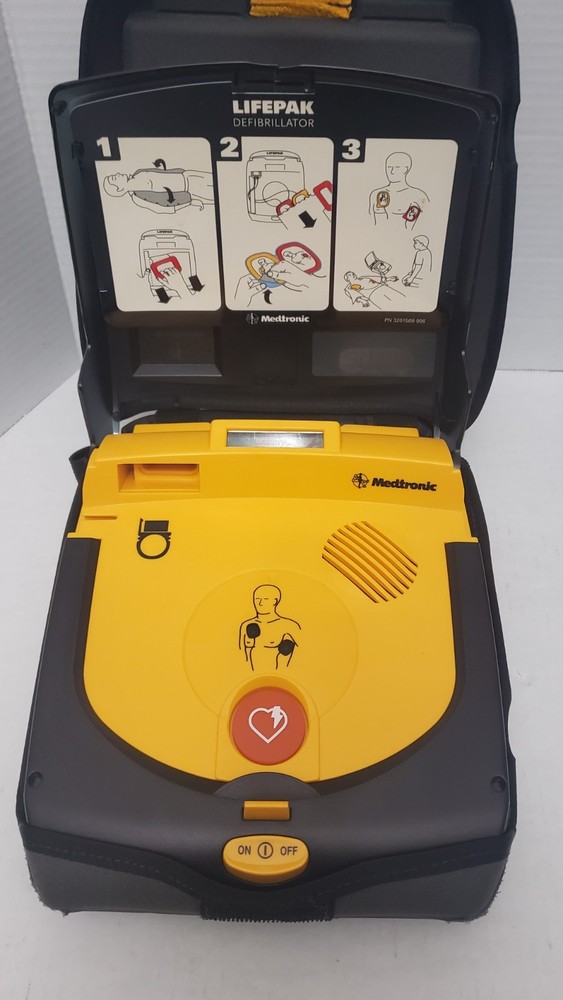 Medtronics LIFEPAK CR-T Training System with Case and Remote