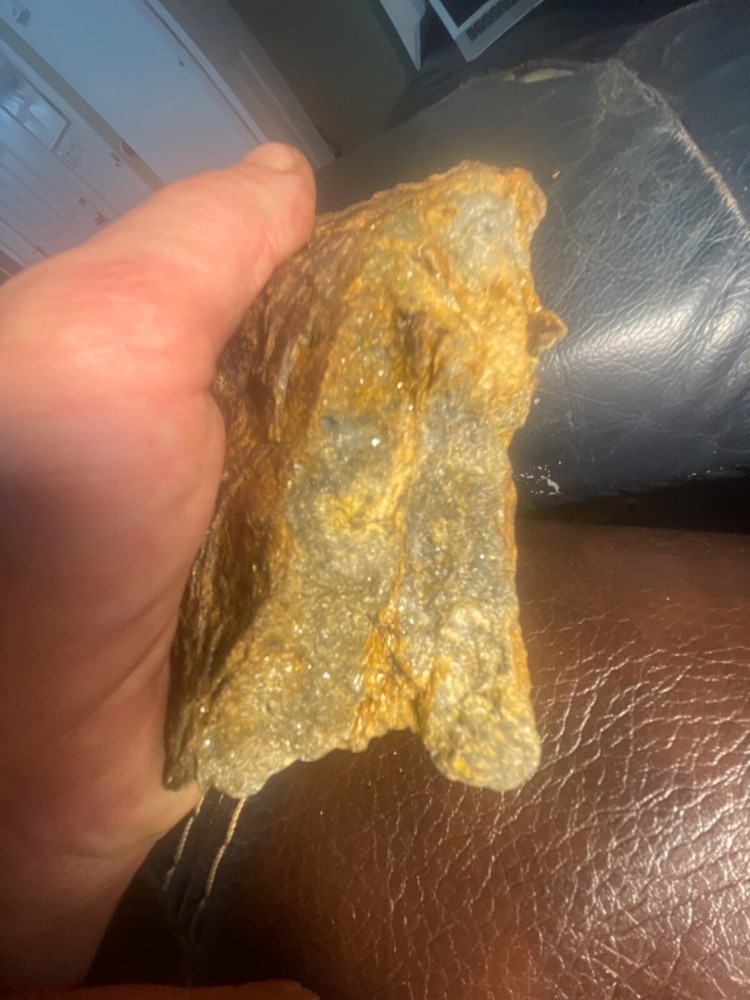 Gold, silver ore quartz specimen