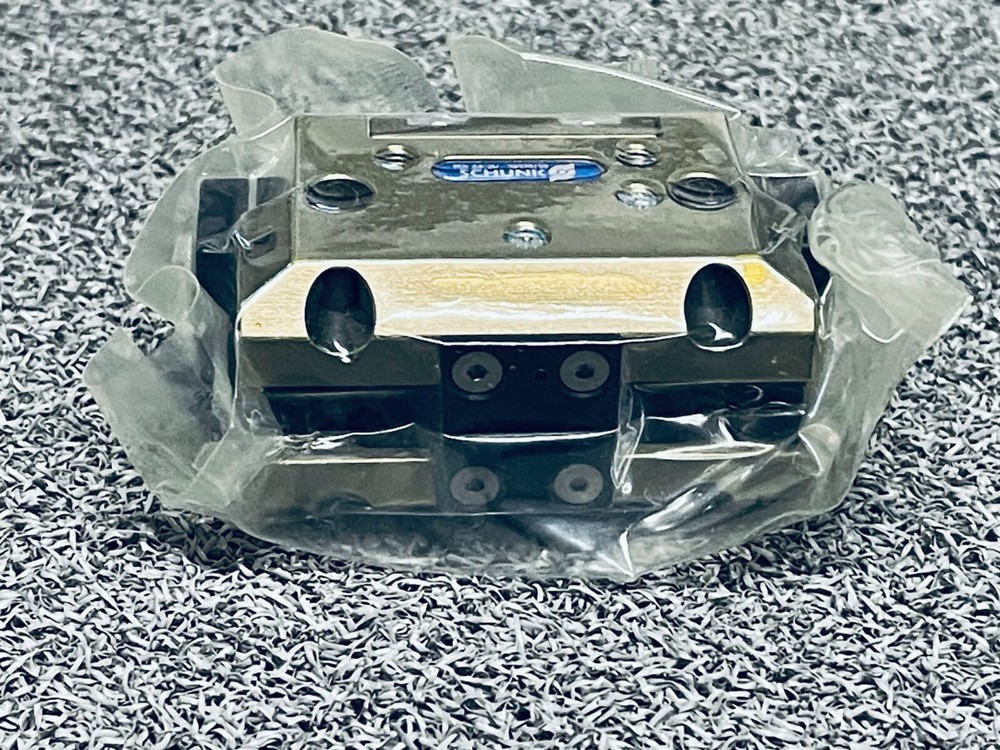 Schunk PGN 64-2-V Pneumatic Robot Parallel Gripper 64/2V