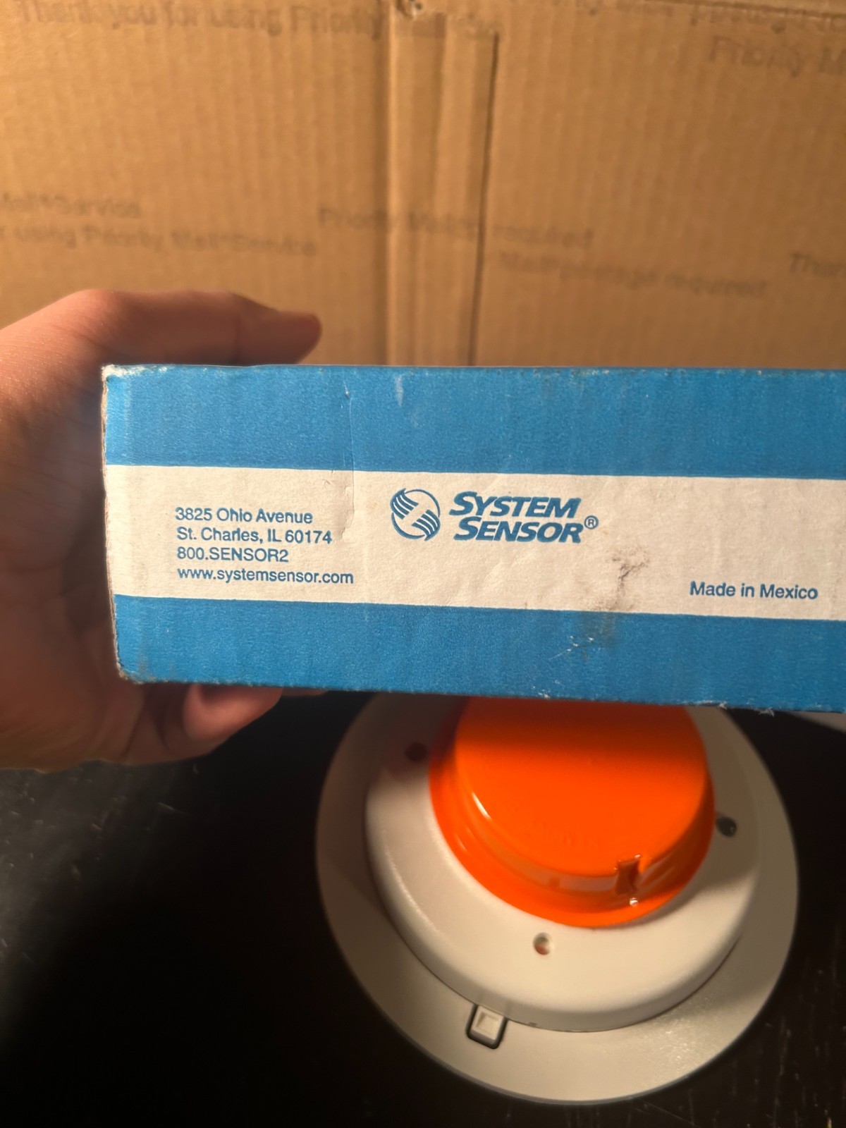 System Sensor 2W-B Smoke Detector 2-Wire White - Never used w/ Box