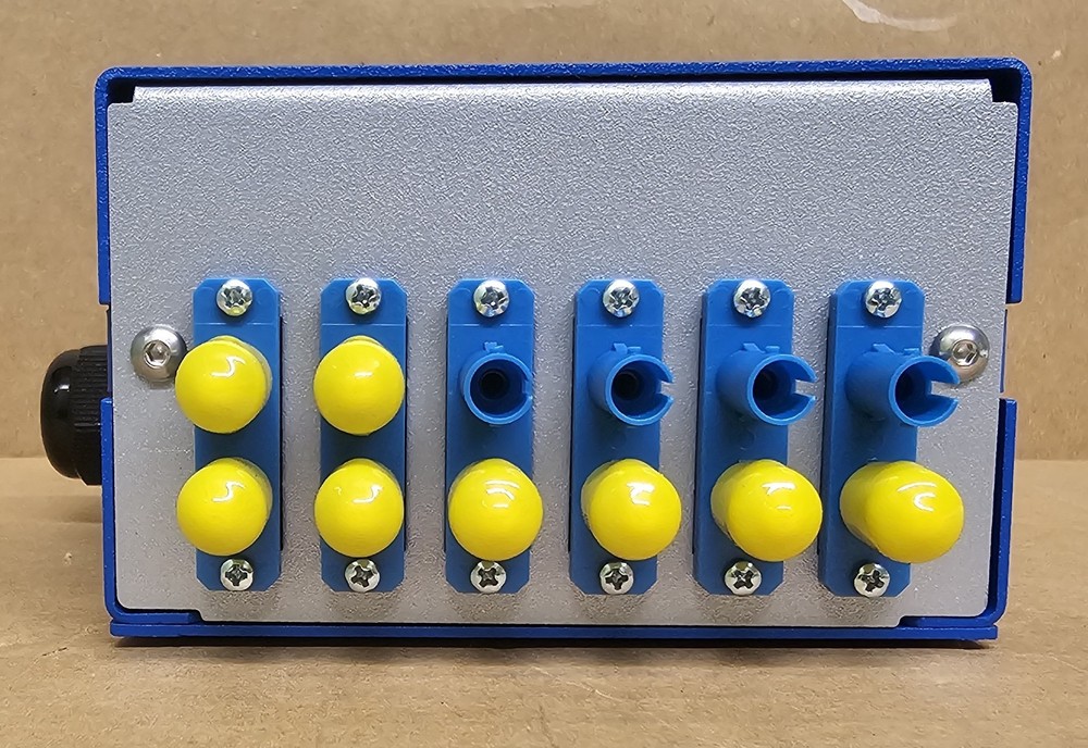 DINSpace SNAP Compact DIN-Rail Fiber Patch Panel SNAP-12ST-SM