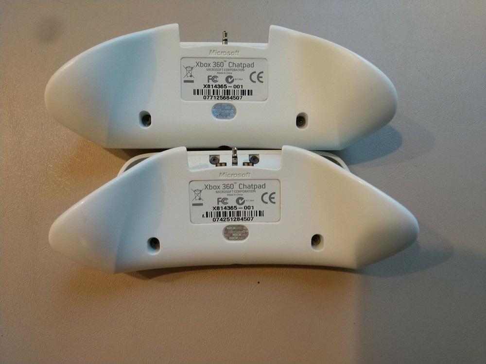 Official Xbox 360 Chatpad Keypad Controllers (2) Keyboards White