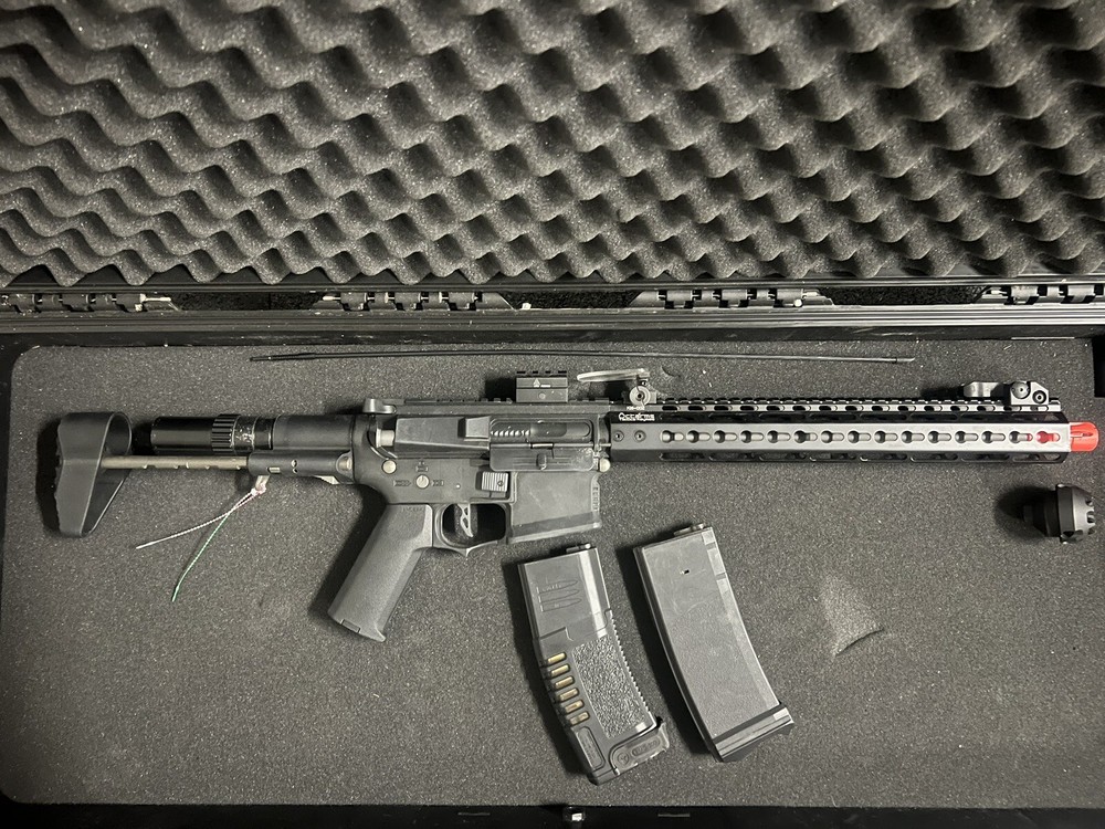 Ares Amoeba Airsoft M4 AM-016
