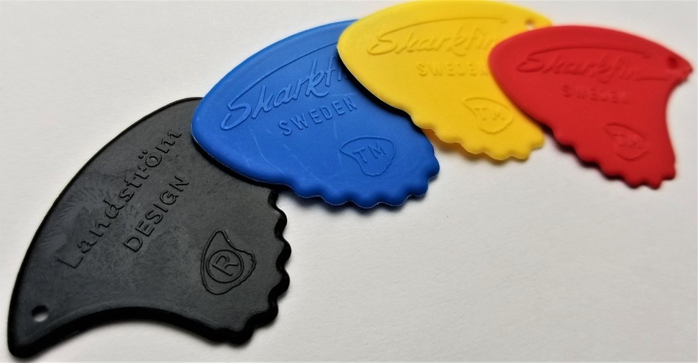 Landstrom Sharkfin guitar picks 4 Picks (extra Heavy, Heavy, Medium, Light
