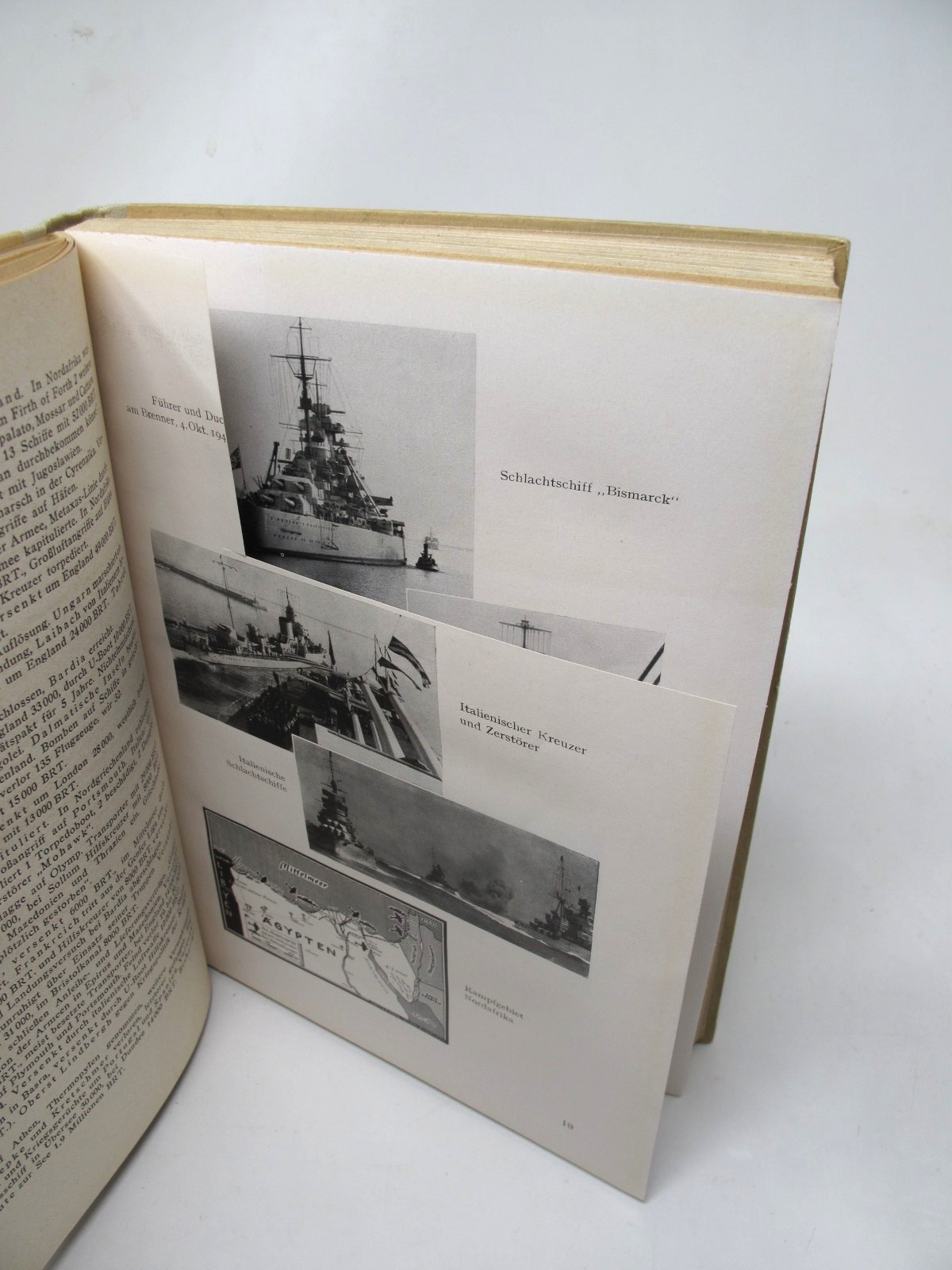 1942 Jahrbuch der Deutschen Kriegsmarine Bismarck Raeder German Navy Yearbook