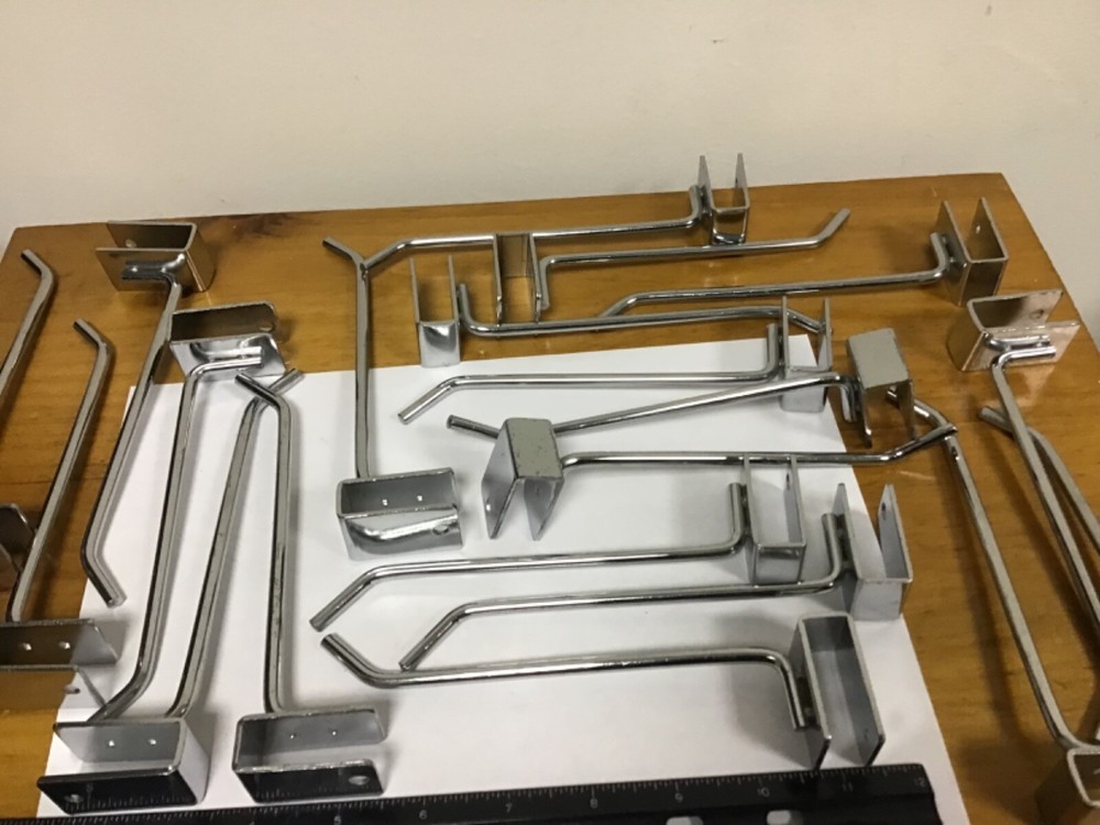 Qty (20) Econoco H6 Rectangular Tubing Display Hook, 6", Chrome Finish