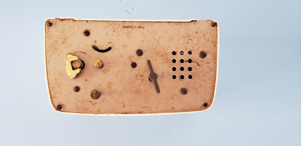 MUSICAL CLOCK