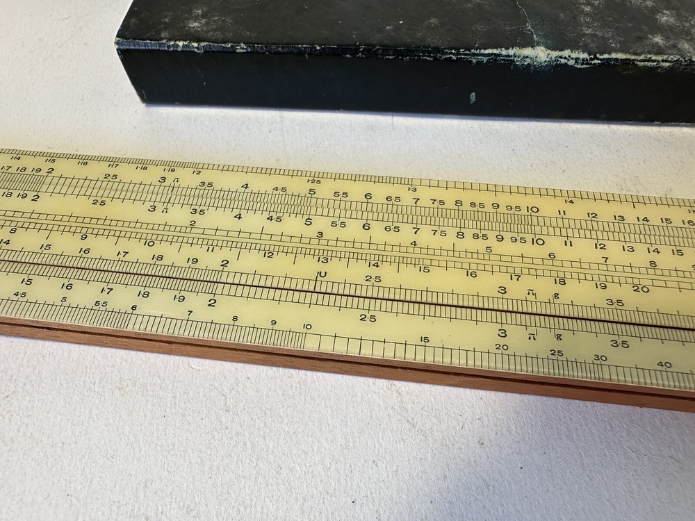 UNIQUE UNIVERSAL SLIDE RULE in ORIGINAL CASE DRAWING INSTRUMENT