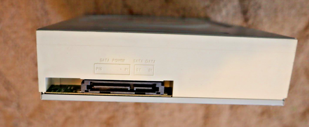 Philips & Lite-on DH-16AES DVD/CD SATA Rewritable Drive