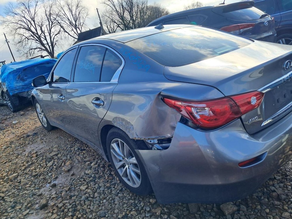 Q50 2015 Glove Box 4885261