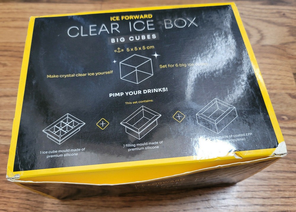Clear Ice Box Big Cubes (Damaged box)