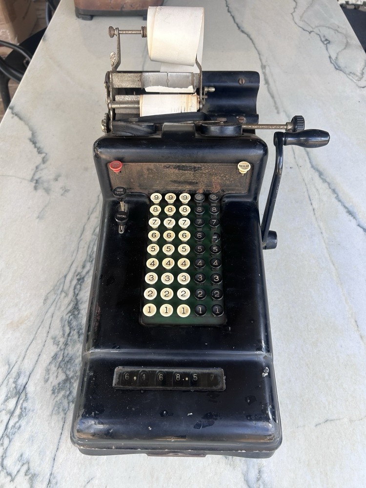 Vintage Burroughs Adding Machine 1926 - Serial: 3-1073290