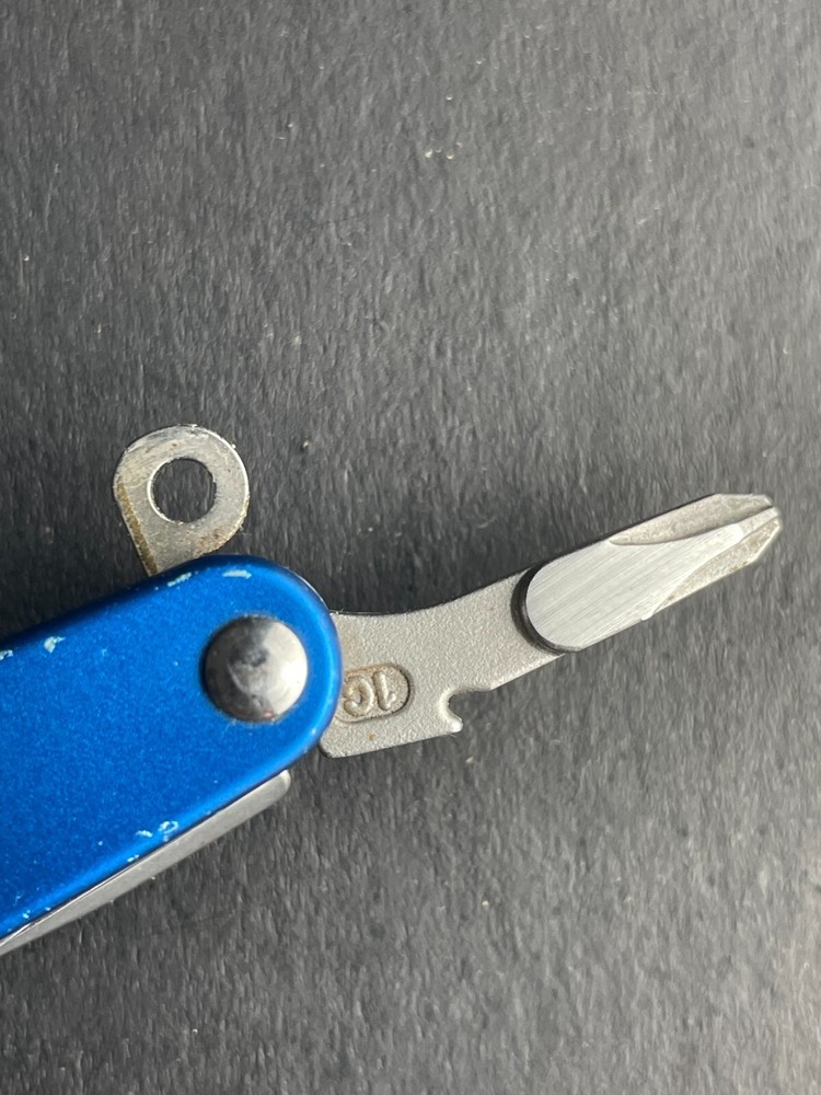 Leatherman Juice CS4 Multi Tool - Various Colors