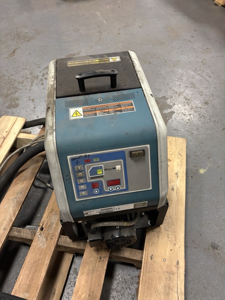Nordson Durablue 4L Glue Machine USED