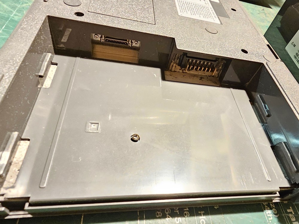 Fujitsu Stylistic 1000 Tablet Computer FMW2430M – Vintage Pen PC – Untested