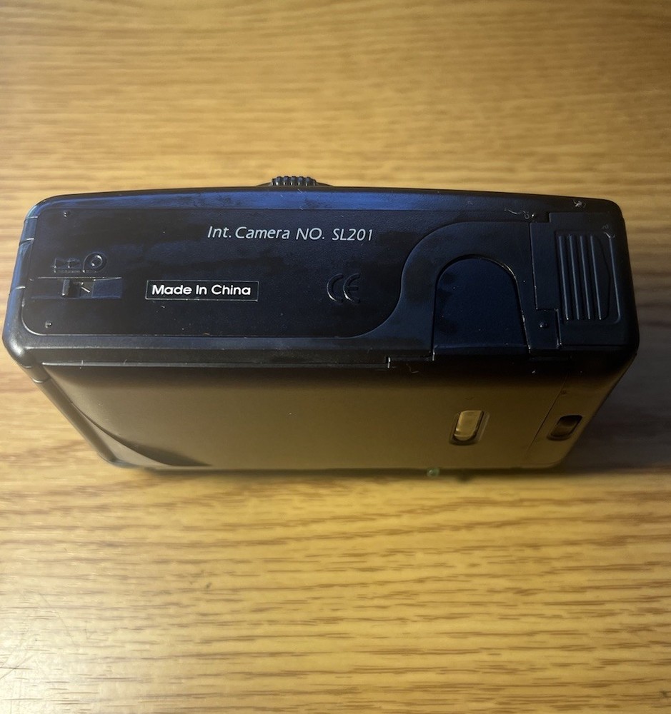 Sealife Reefmaster Mini Underwater Camera Housing & RC 35mm Camera (Untested)