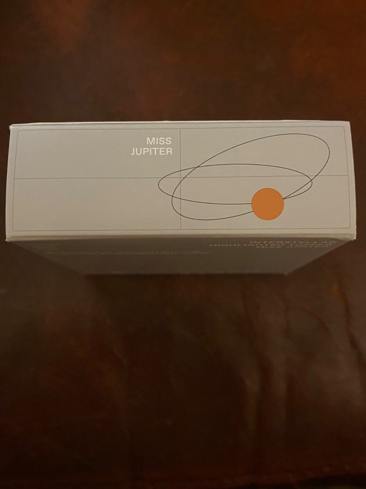 NIB High End R.E.M. Beauty Interstellar Highlighter Topper Miss Jupiter!