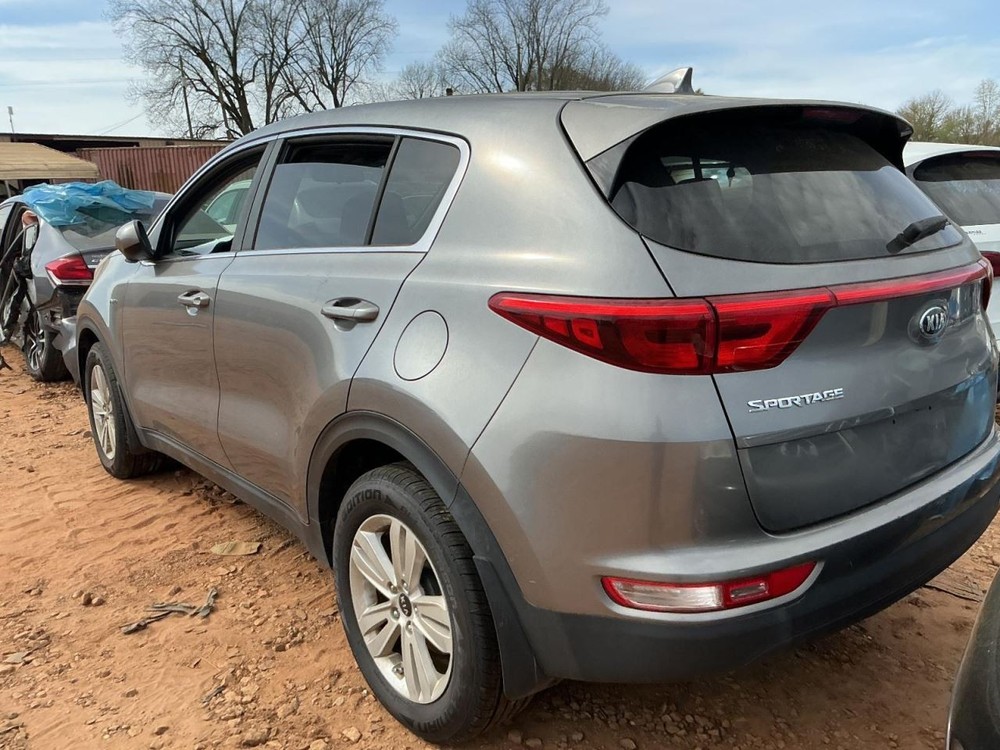 SPORTAGE 2017 Glove Box 5010914