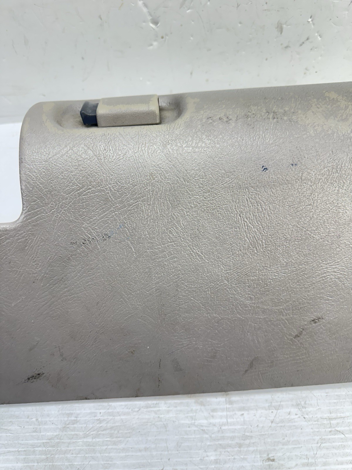 95-99 TRUCK OBS Silverado Tahoe Sierra Suburban Yukon Glove Box Storage Grey S2