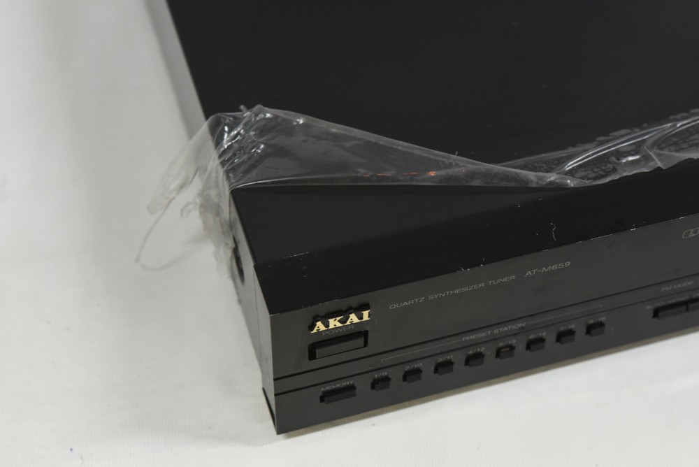 Akai AT-M659 AM/FM Stereo Tuner Component