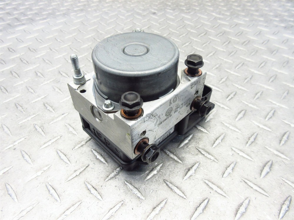 2014 12-14 Ducati Monster 696 ABS Pump Control Unit Module OEM