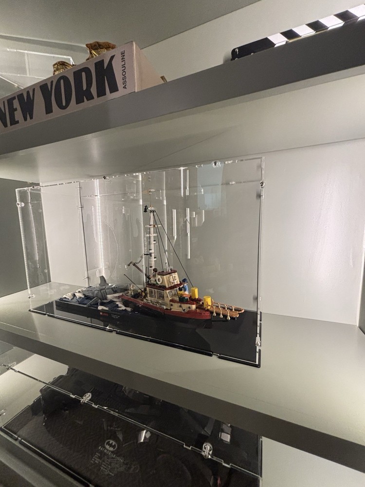Acrylic Display Case for LEGO 21350 Ideas Jaws