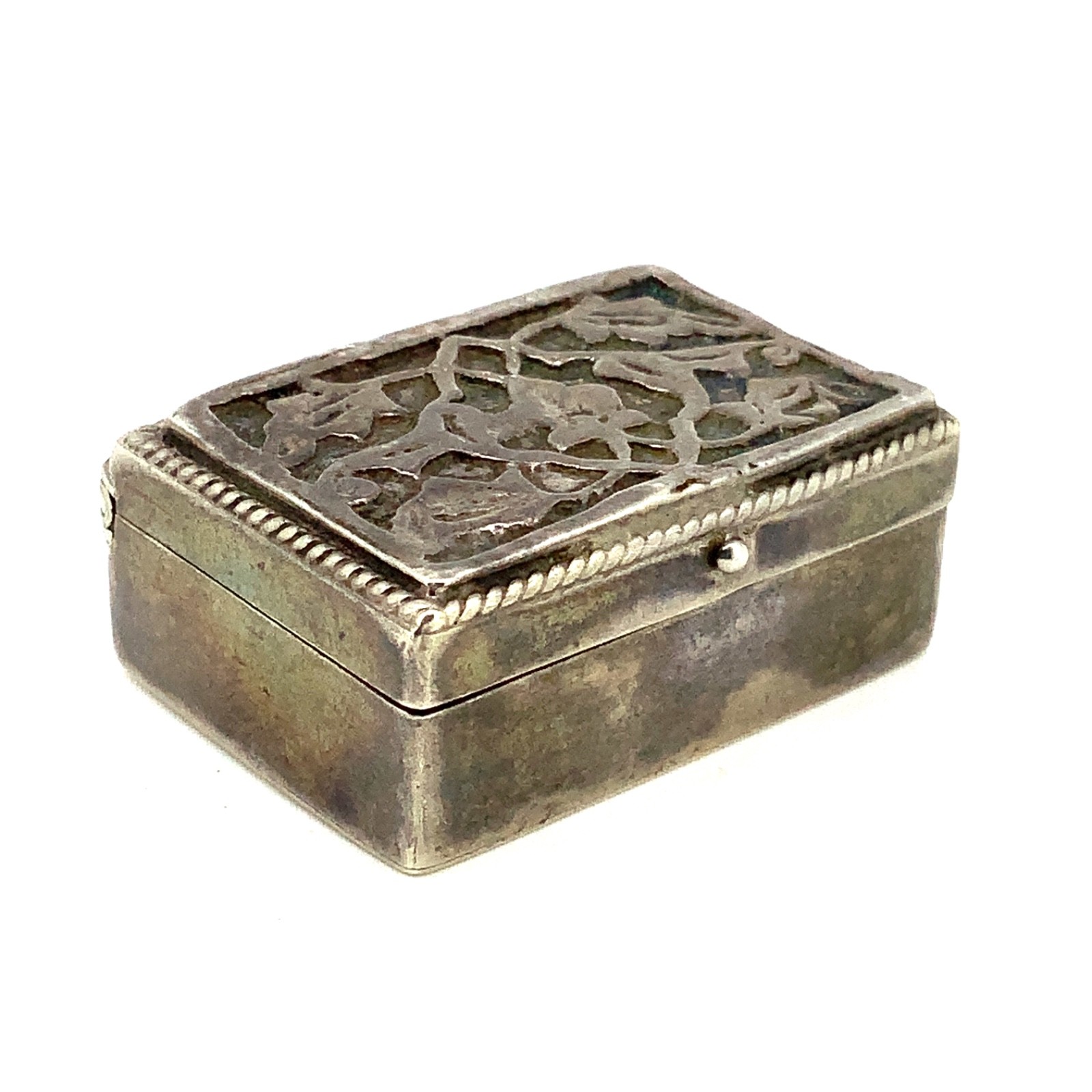 Antique Embossed Floral Scroll Sterling Silver Vinaigrette