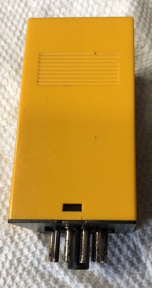 Teach E72.0x830F 230 VAC Time Delay Relay