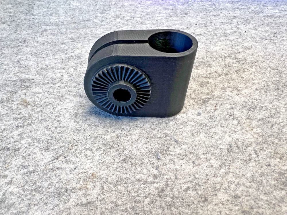 Simmons Titan 50 Drum Bracket