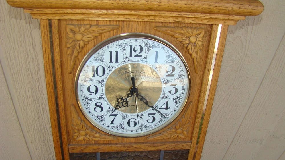 Antique " CEDERHOLM CREATIONS ", Wall Regulator Clock TESTED